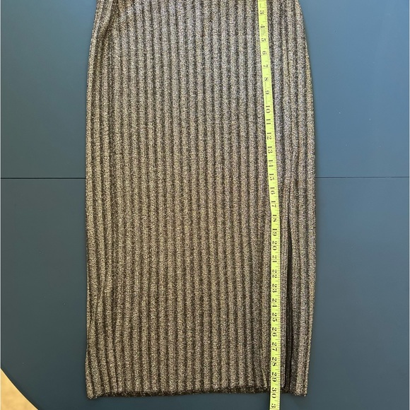 NWT H&M Silver and Black, Sparkly, Striped Pencil Skirt - Picture 8 of 8